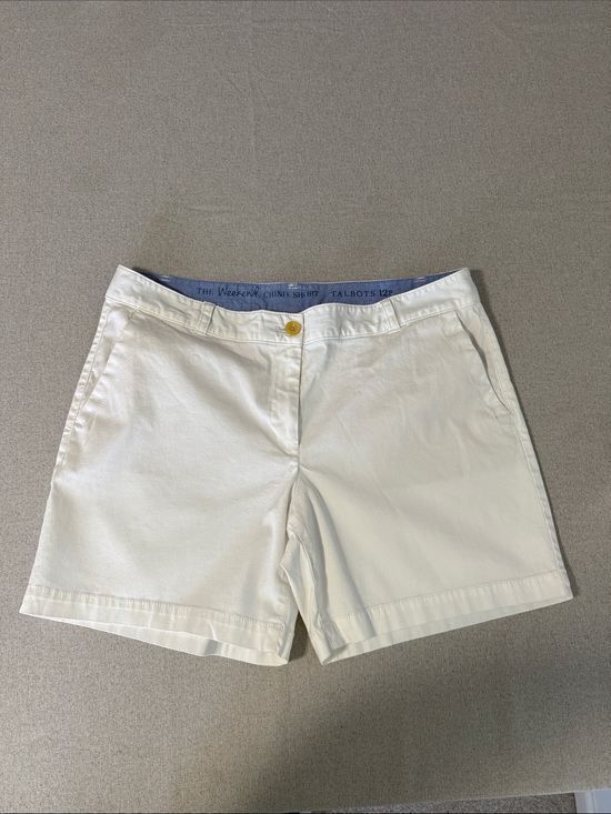 Talbots Pants - Talbots White Chino Weekend Shorts Size 12P.
